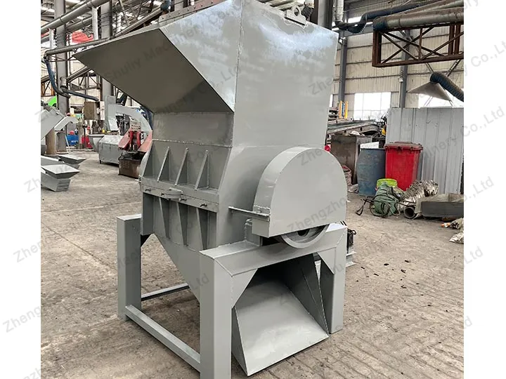 Customized plastic recycling shredder for a Somali customer