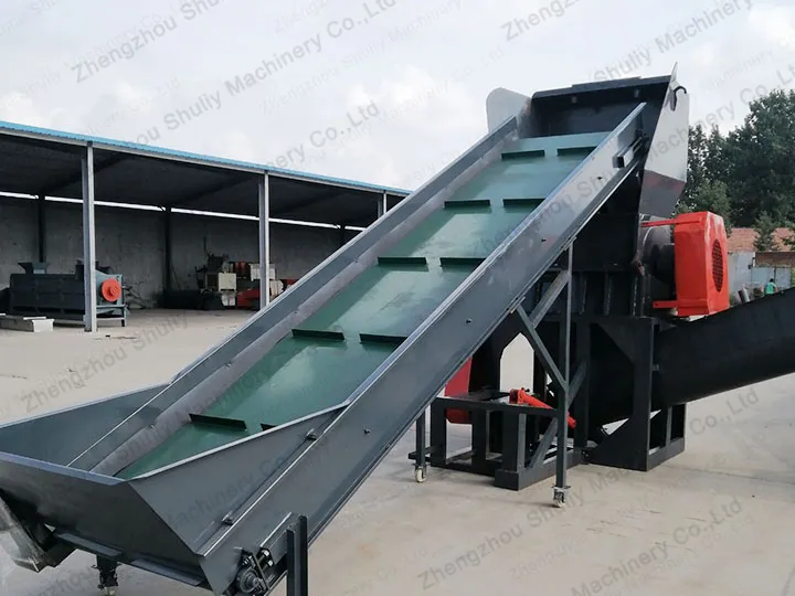 Inclined Belt Conveyor