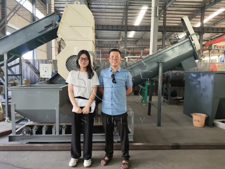 Bhutan customers visited our plastic waste processing machine