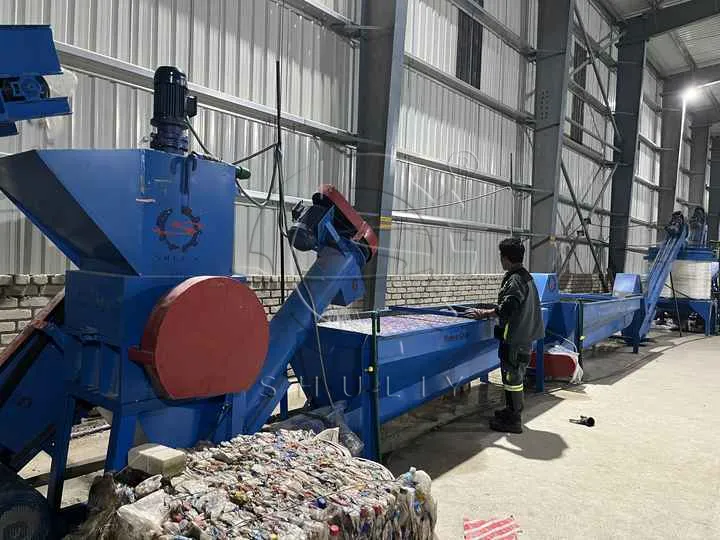 PET flakes making machine trial run