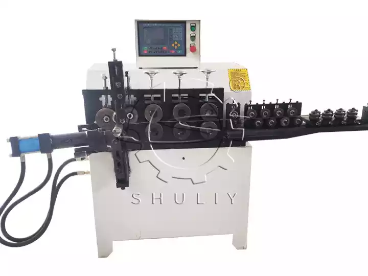 Máquina para hacer anillos de barra de acero