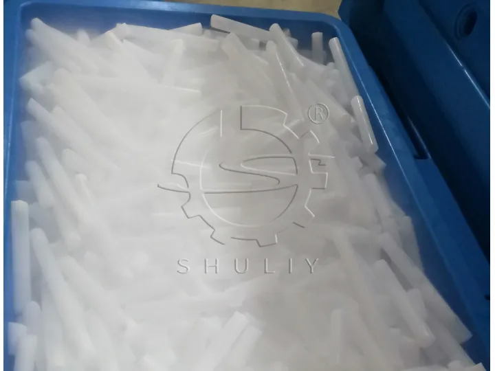 حبيبات الثلج الجاف